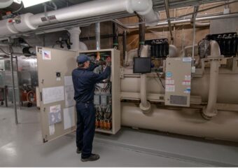 Regular maintenance of commercial chiller